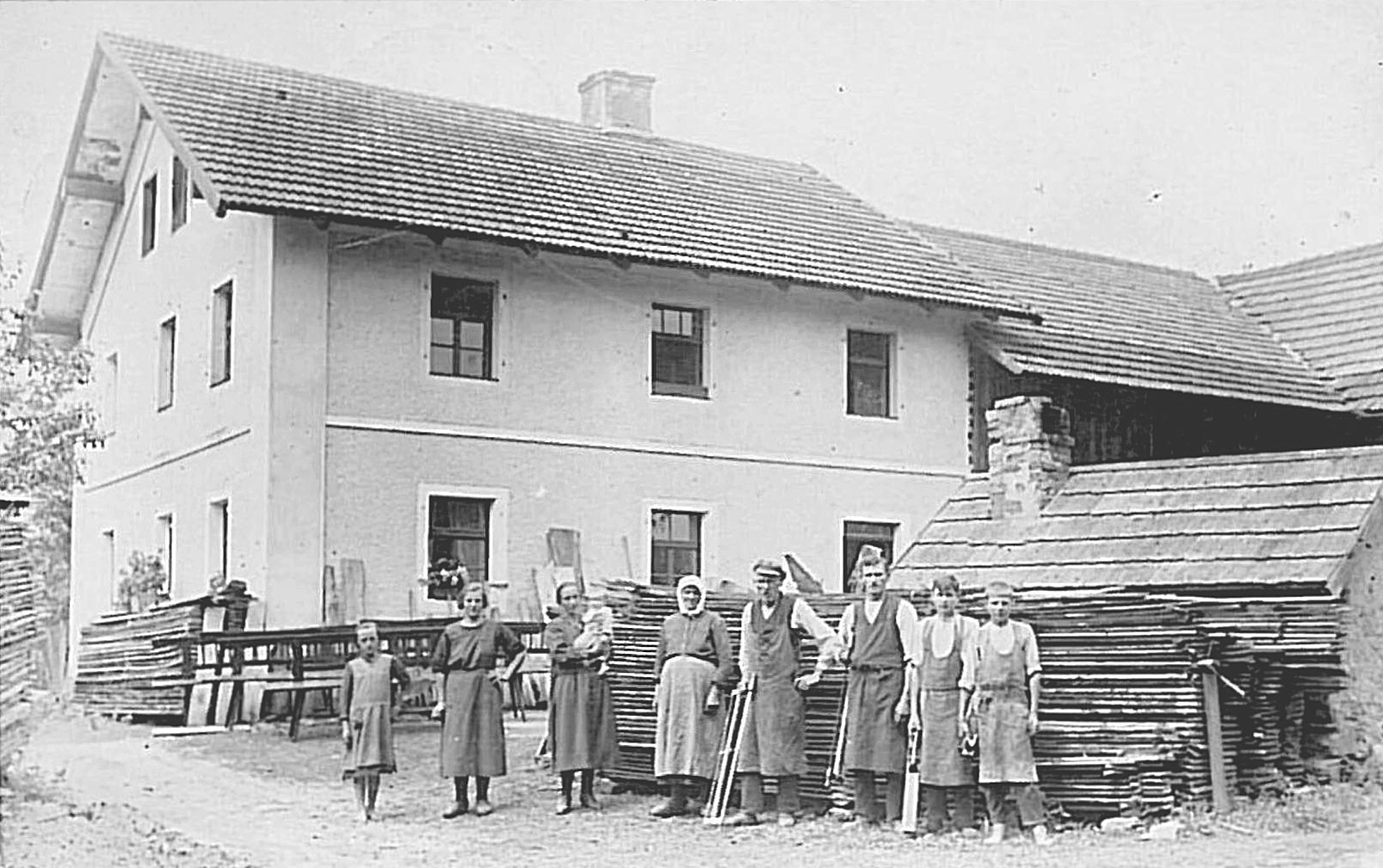 Die Schreinerei im Jahr 1928 Die Schreinerei im Jahr 1928